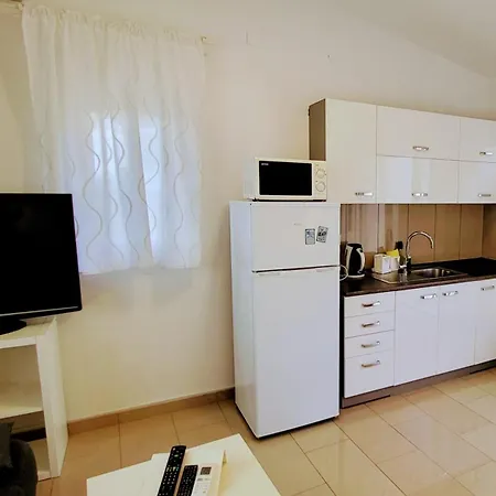 Solta Apartment Rogac