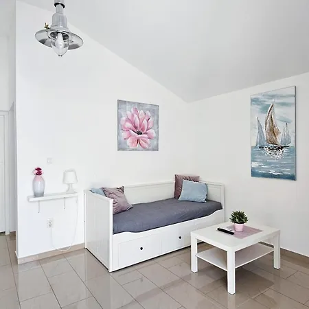Solta Apartment *